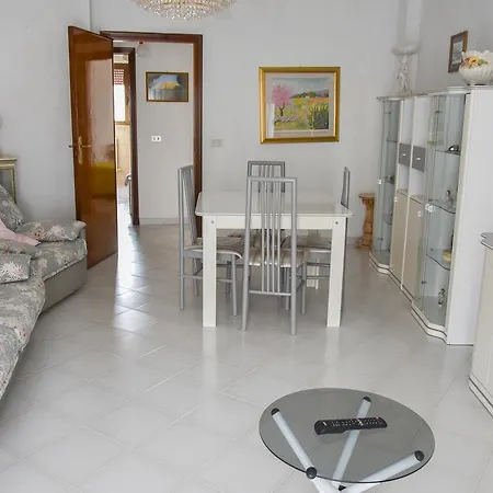 Lumarosa Homes Apartment *